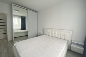 однокімнатна квартира в Києві, район Шулявка, на вул. Шолуденка 1В в довготривалу оренду помісячно фото 2 однокімнатна квартира в Києві, район Шулявка, на вул. Шолуденка 1В в довготривалу оренду помісячно фото 2