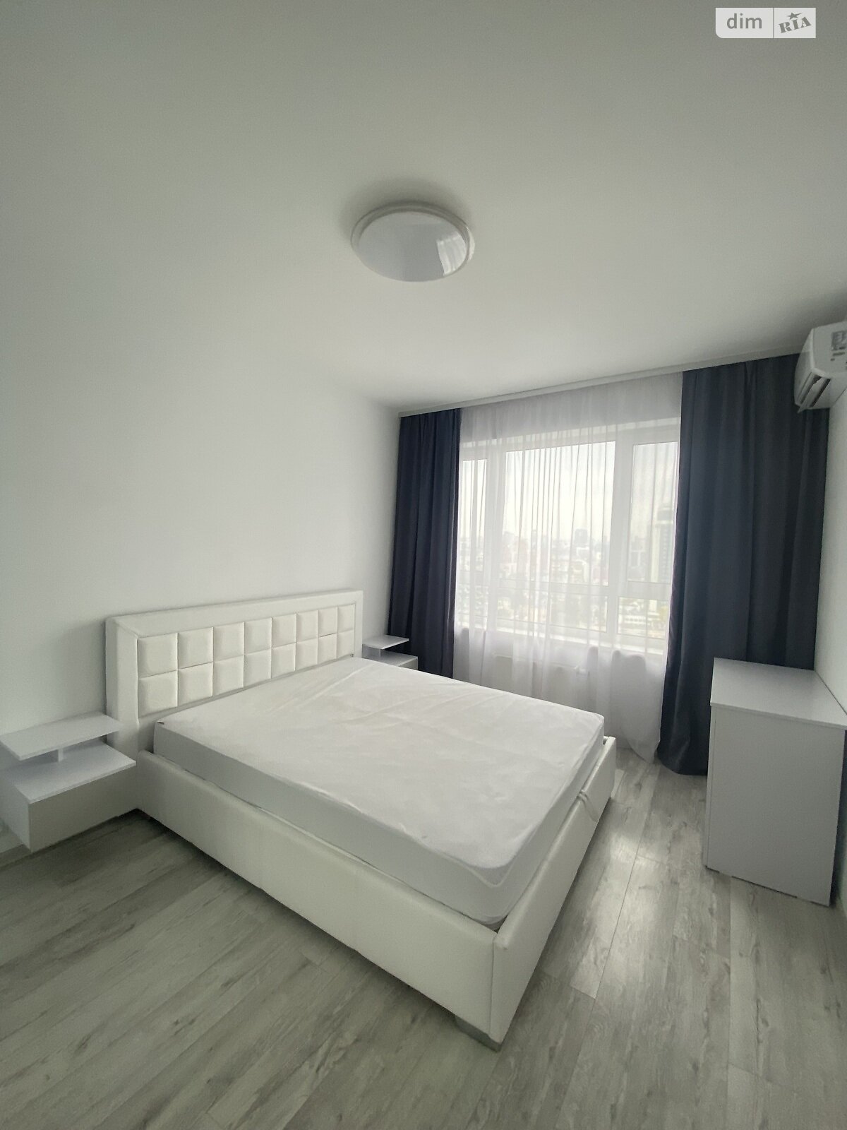 однокімнатна квартира в Києві, район Шулявка, на вул. Шолуденка 1В в довготривалу оренду помісячно фото 1 однокімнатна квартира в Києві, район Шулявка, на вул. Шолуденка 1В в довготривалу оренду помісячно фото 1