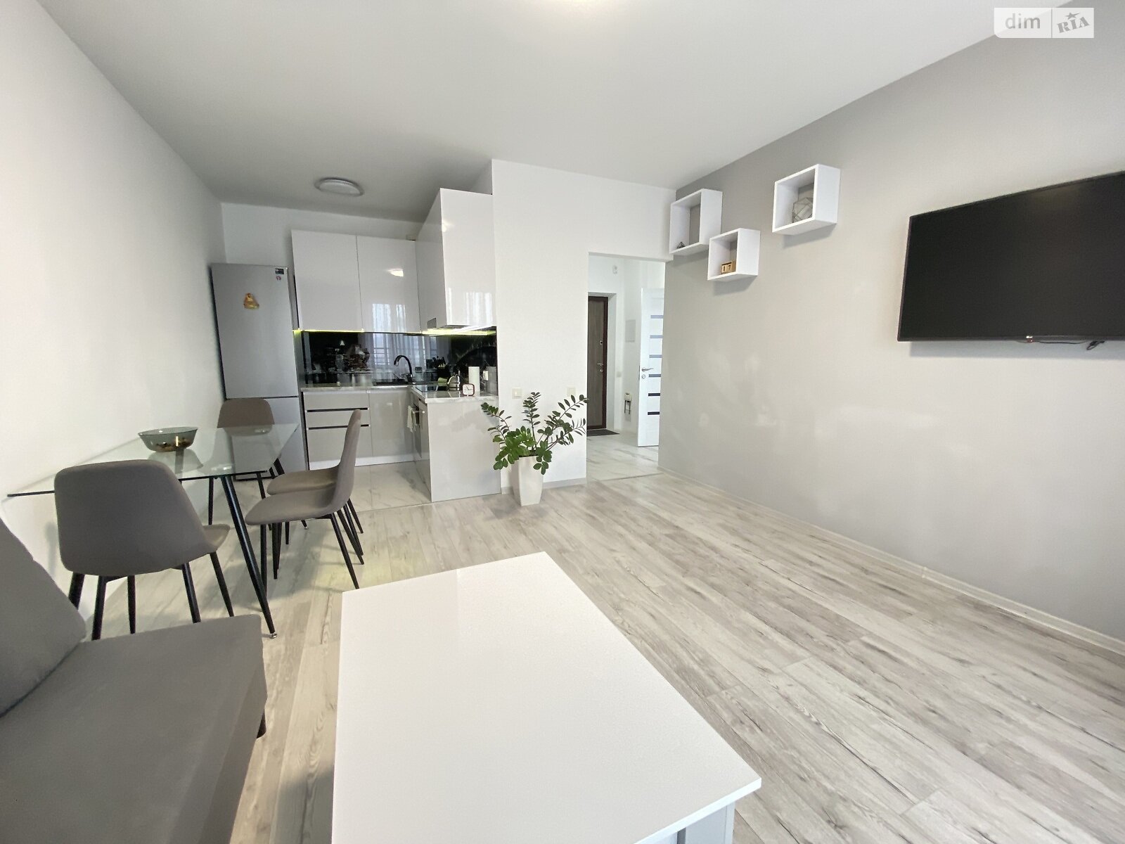 однокімнатна квартира в Києві, район Шулявка, на вул. Шолуденка 1В в довготривалу оренду помісячно фото 1 однокімнатна квартира в Києві, район Шулявка, на вул. Шолуденка 1В в довготривалу оренду помісячно фото 1