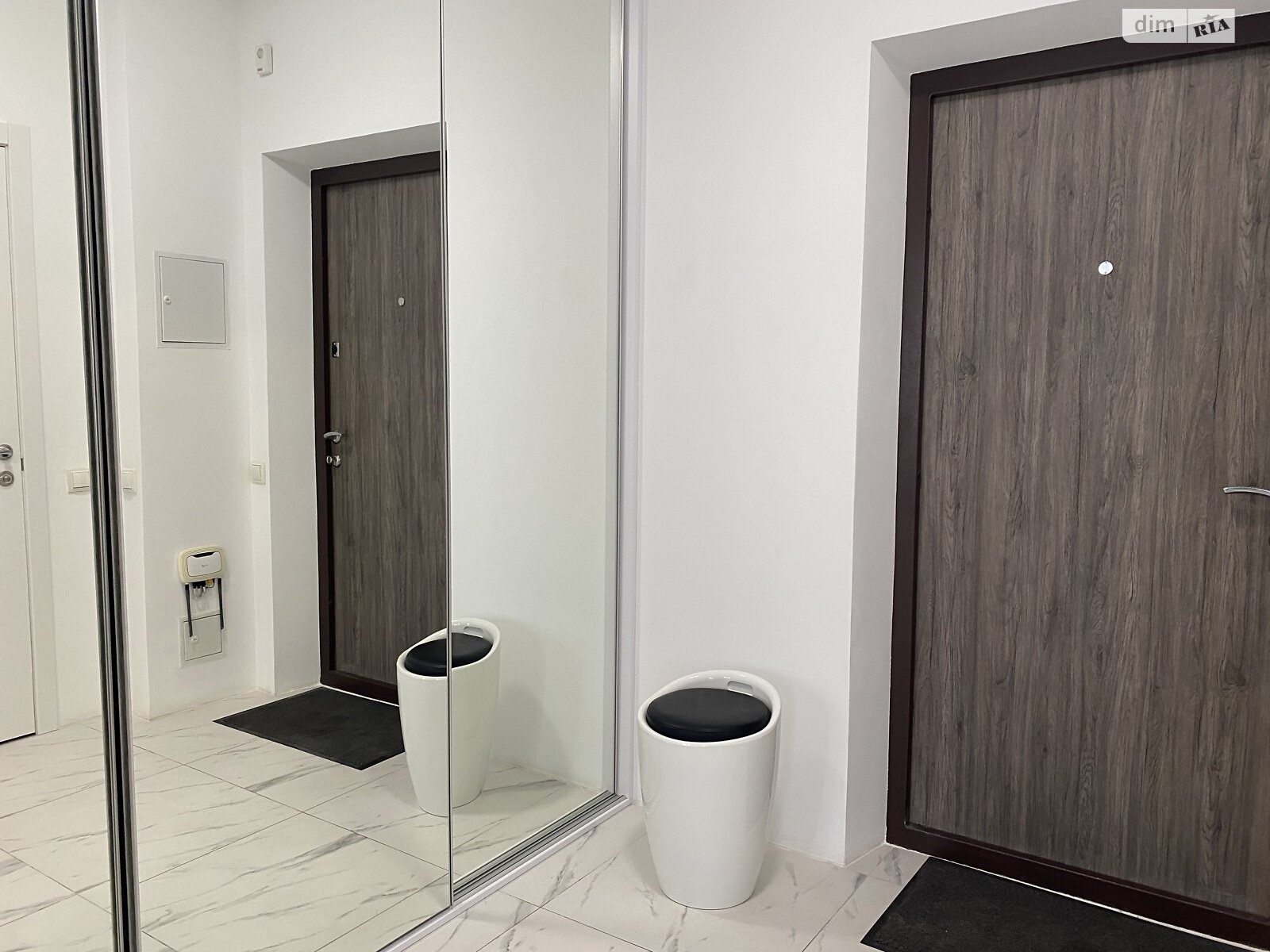 однокімнатна квартира в Києві, район Шулявка, на вул. Шолуденка 1В в довготривалу оренду помісячно фото 1 однокімнатна квартира в Києві, район Шулявка, на вул. Шолуденка 1В в довготривалу оренду помісячно фото 1