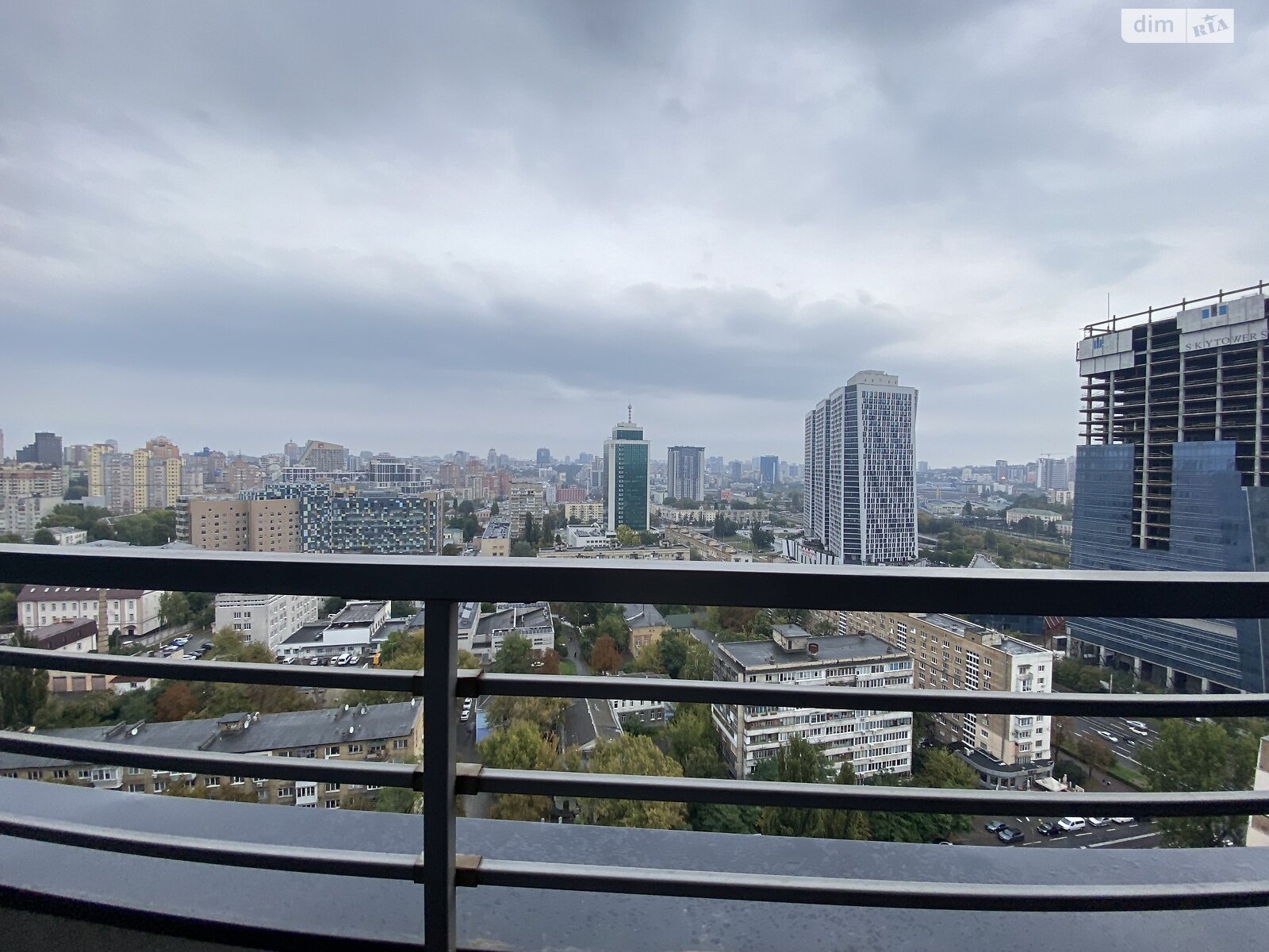 однокімнатна квартира в Києві, район Шулявка, на вул. Шолуденка 1В в довготривалу оренду помісячно фото 1 однокімнатна квартира в Києві, район Шулявка, на вул. Шолуденка 1В в довготривалу оренду помісячно фото 1