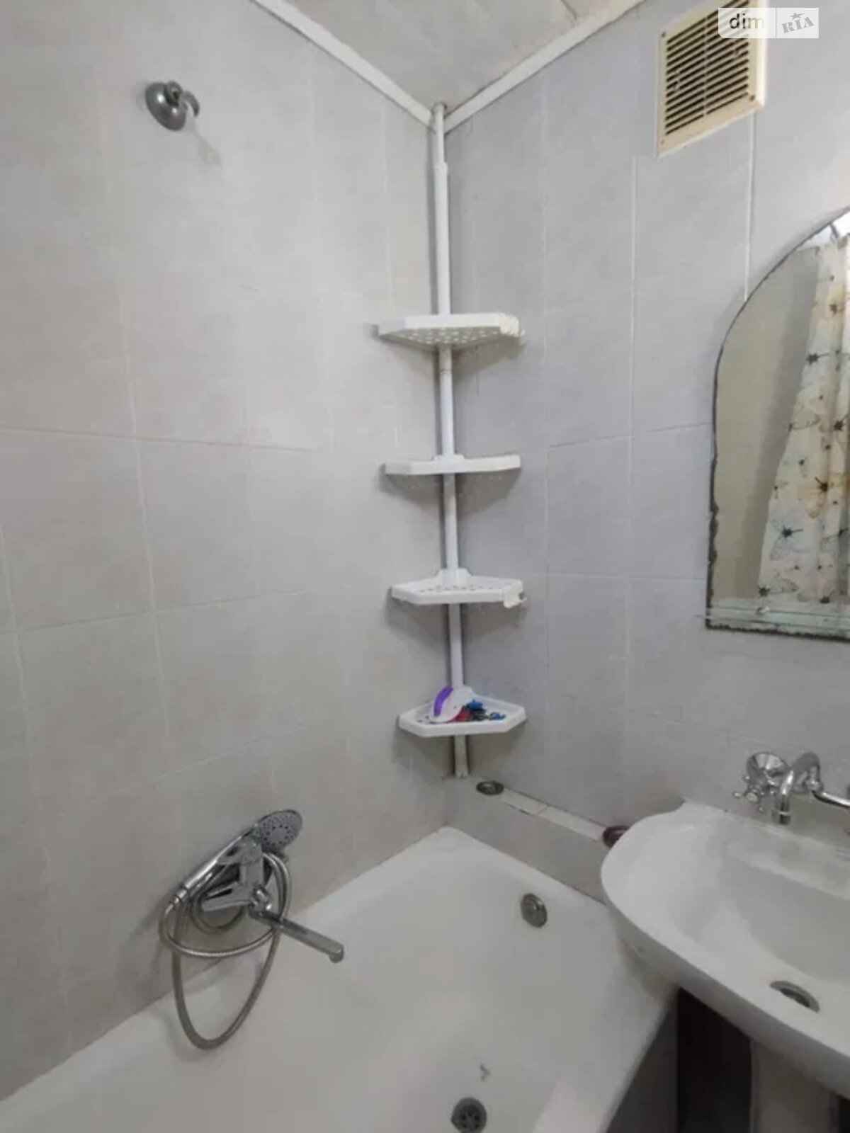 двухкомнатная квартира в Киеве, район Шулявка, на ул. Шолуденко 16 в аренду на долгий срок помесячно фото 1