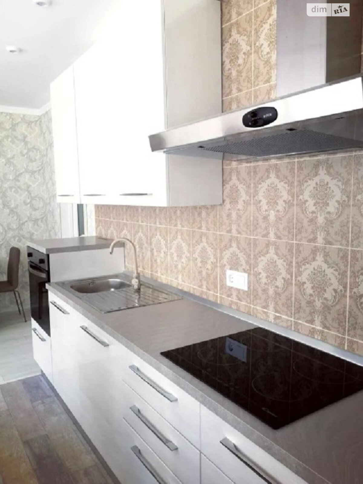 однокомнатная квартира в Киеве, район Шулявка, на ул. Шолуденко 1В в аренду на долгий срок помесячно фото 1 однокомнатная квартира в Киеве, район Шулявка, на ул. Шолуденко 1В в аренду на долгий срок помесячно фото 1