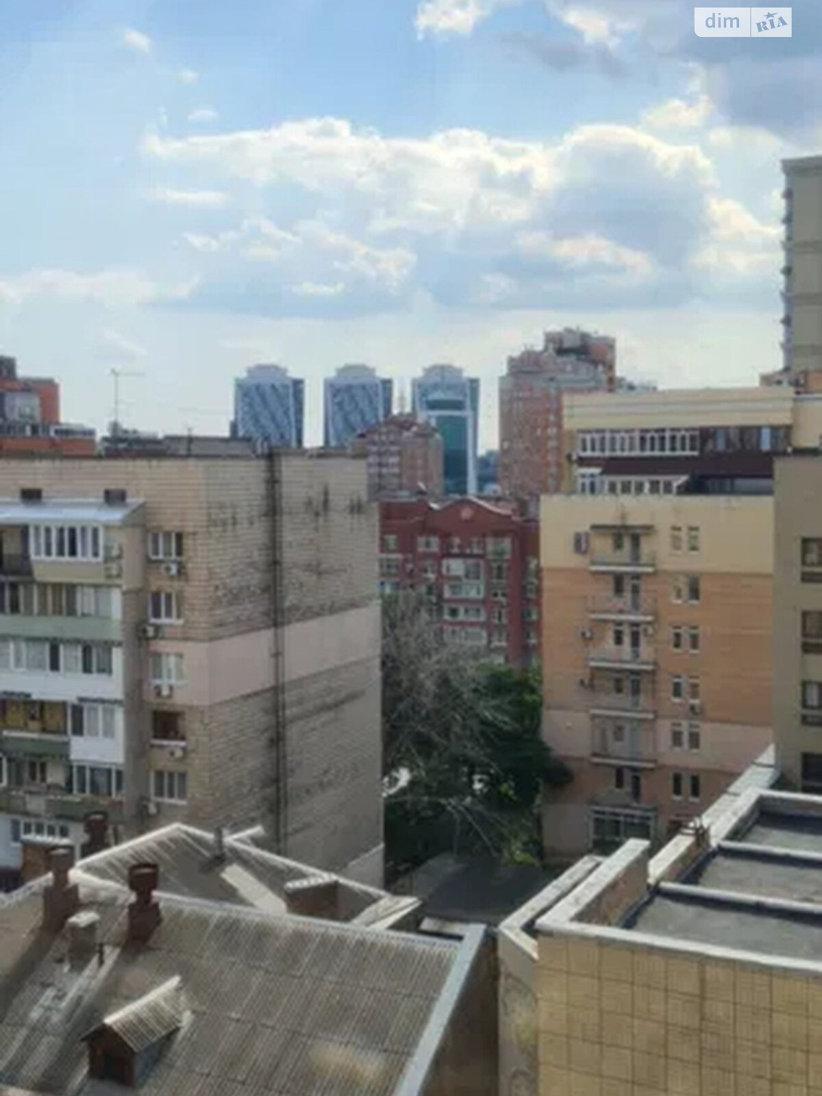 однокімнатна квартира в Києві, район Солдатська Слобідка, на вул. Олександра Кониського 70-72 в довготривалу оренду помісячно фото 1 однокімнатна квартира в Києві, район Солдатська Слобідка, на вул. Олександра Кониського 70-72 в довготривалу оренду помісячно фото 1