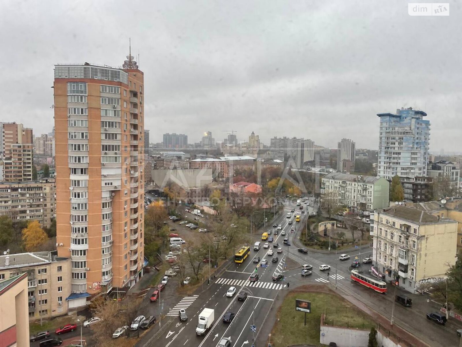 п`ятикімнатна квартира в Києві, район Солдатська Слобідка, на вул. Дмитрівська 75 в довготривалу оренду помісячно фото 1 п`ятикімнатна квартира в Києві, район Солдатська Слобідка, на вул. Дмитрівська 75 в довготривалу оренду помісячно фото 1