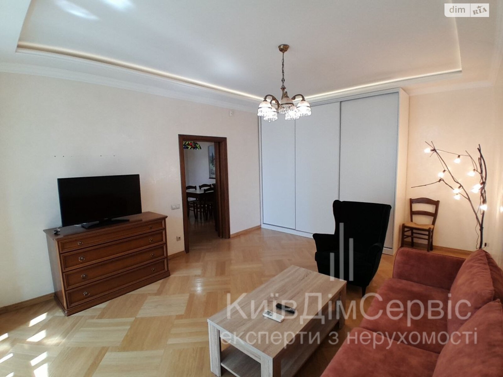 двухкомнатная квартира в Киеве, район Солдатская Слободка, на ул. Дмитриевская 52Б в аренду на долгий срок помесячно фото 1