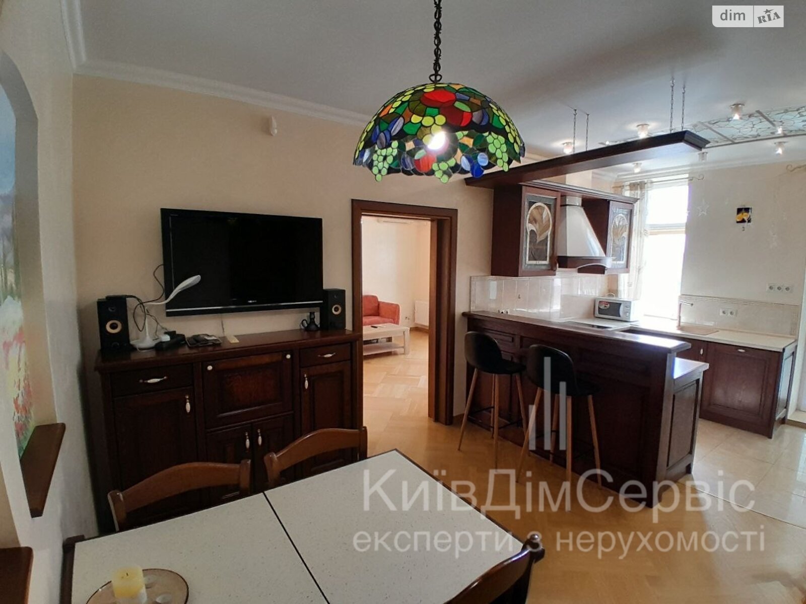 двухкомнатная квартира в Киеве, район Солдатская Слободка, на ул. Дмитриевская 52Б в аренду на долгий срок помесячно фото 1