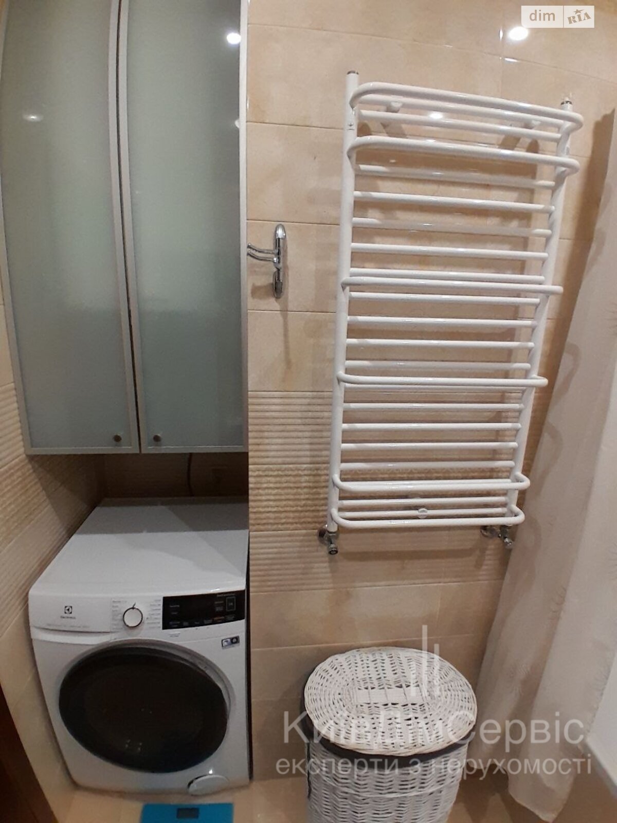 двухкомнатная квартира в Киеве, район Солдатская Слободка, на ул. Дмитриевская 52Б в аренду на долгий срок помесячно фото 1