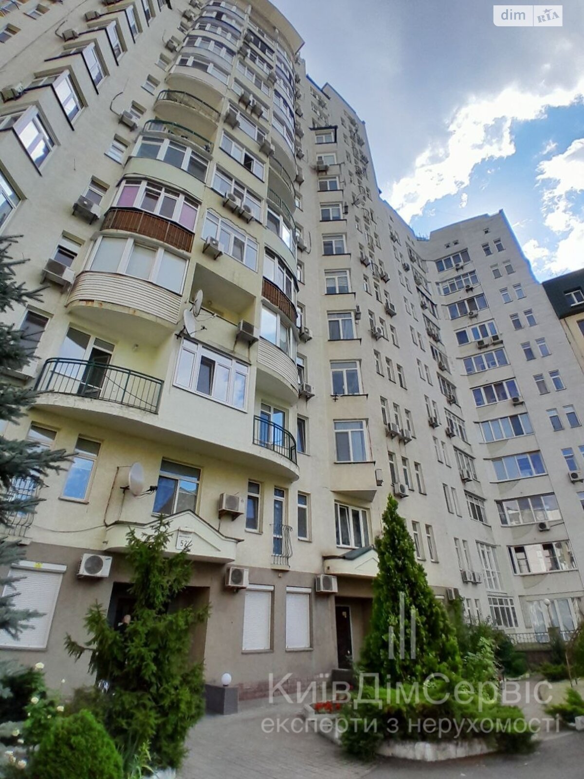 двухкомнатная квартира в Киеве, район Солдатская Слободка, на ул. Дмитриевская 52Б в аренду на долгий срок помесячно фото 1