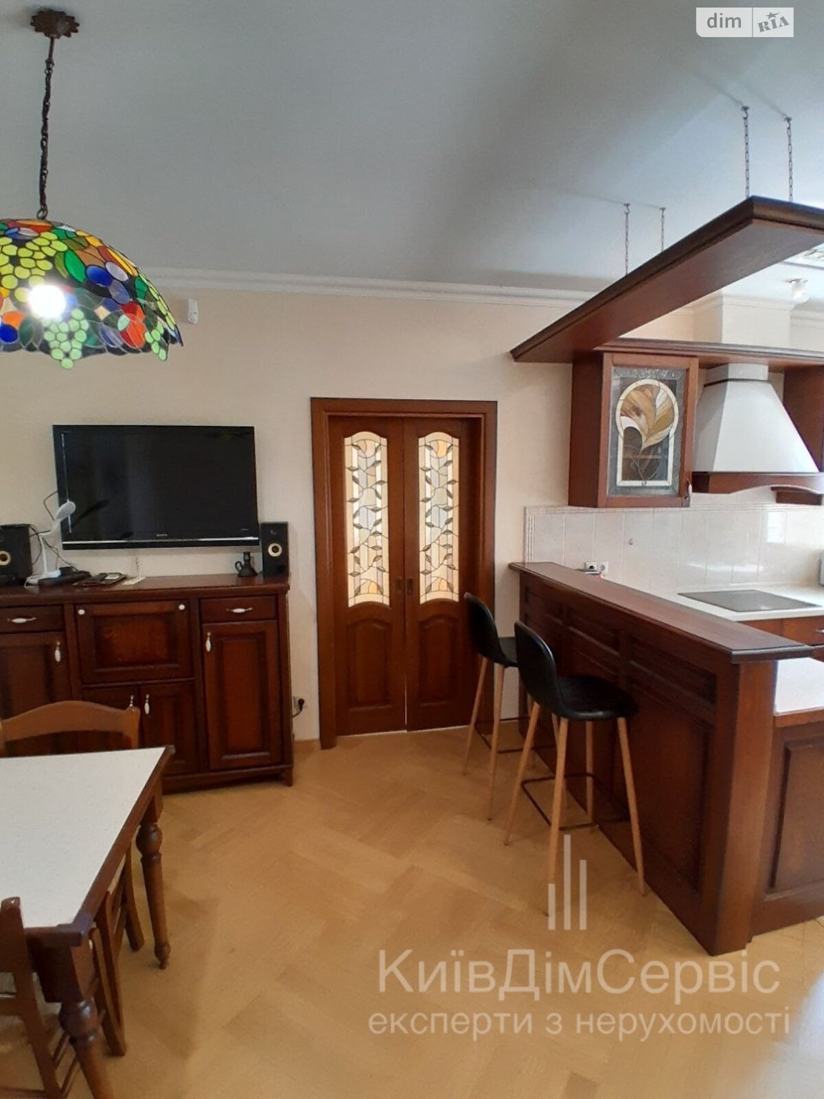 двухкомнатная квартира в Киеве, район Солдатская Слободка, на ул. Дмитриевская 52Б в аренду на долгий срок помесячно фото 1