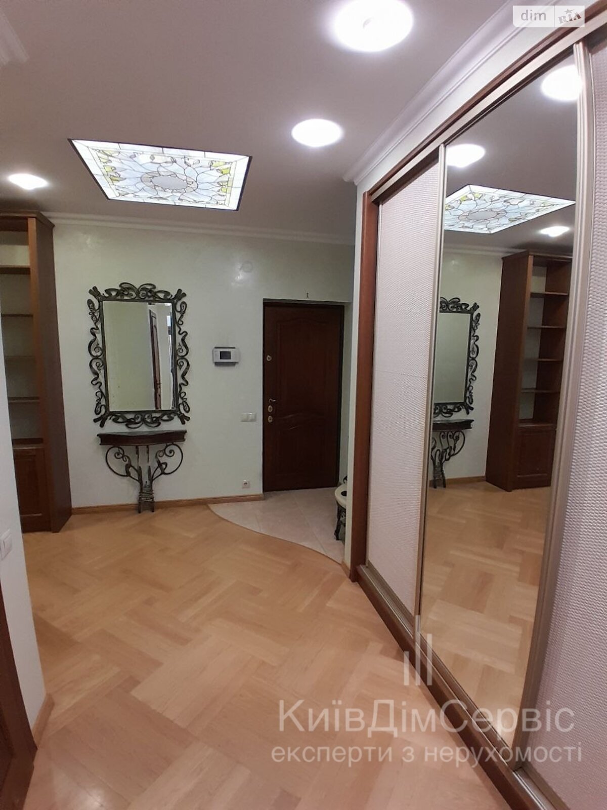 двухкомнатная квартира в Киеве, район Солдатская Слободка, на ул. Дмитриевская 52Б в аренду на долгий срок помесячно фото 1