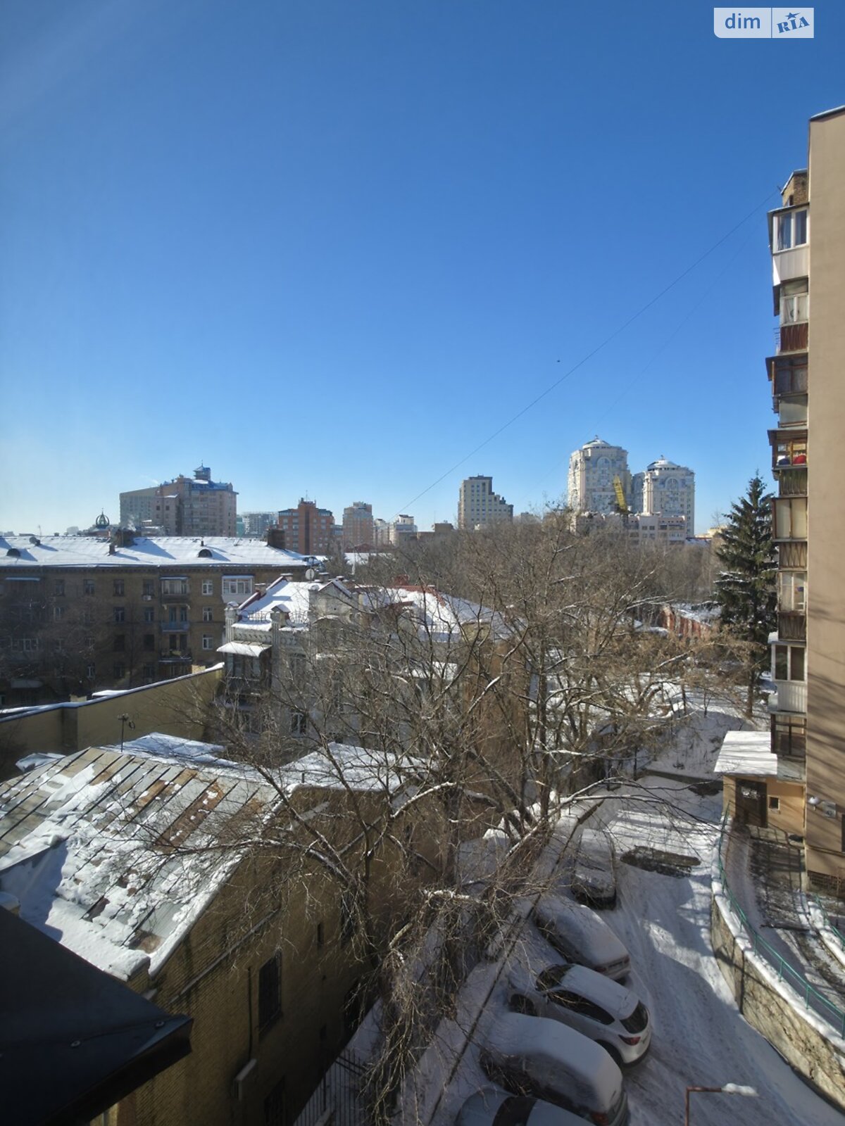 трехкомнатная квартира в Киеве, район Солдатская Слободка, на ул. Гоголевская 43 в аренду на долгий срок помесячно фото 1