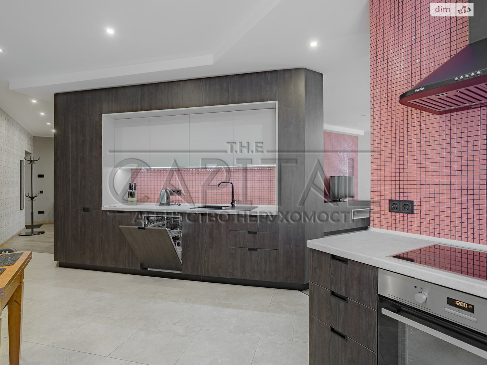 четырехкомнатная квартира в Киеве, район Солдатская Слободка, на ул. Полтавская 10 в аренду на долгий срок помесячно фото 1