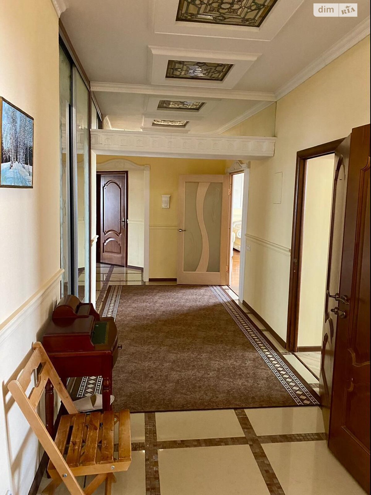 трикімнатна квартира в Києві, район Солдатська Слобідка, на вул. В’ячеслава Чорновола 25 в довготривалу оренду помісячно фото 1 трикімнатна квартира в Києві, район Солдатська Слобідка, на вул. В’ячеслава Чорновола 25 в довготривалу оренду помісячно фото 1