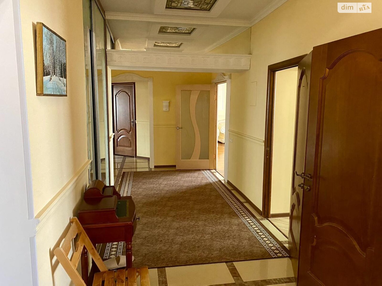 трикімнатна квартира в Києві, район Солдатська Слобідка, на вул. В’ячеслава Чорновола 25 в довготривалу оренду помісячно фото 1 трикімнатна квартира в Києві, район Солдатська Слобідка, на вул. В’ячеслава Чорновола 25 в довготривалу оренду помісячно фото 1