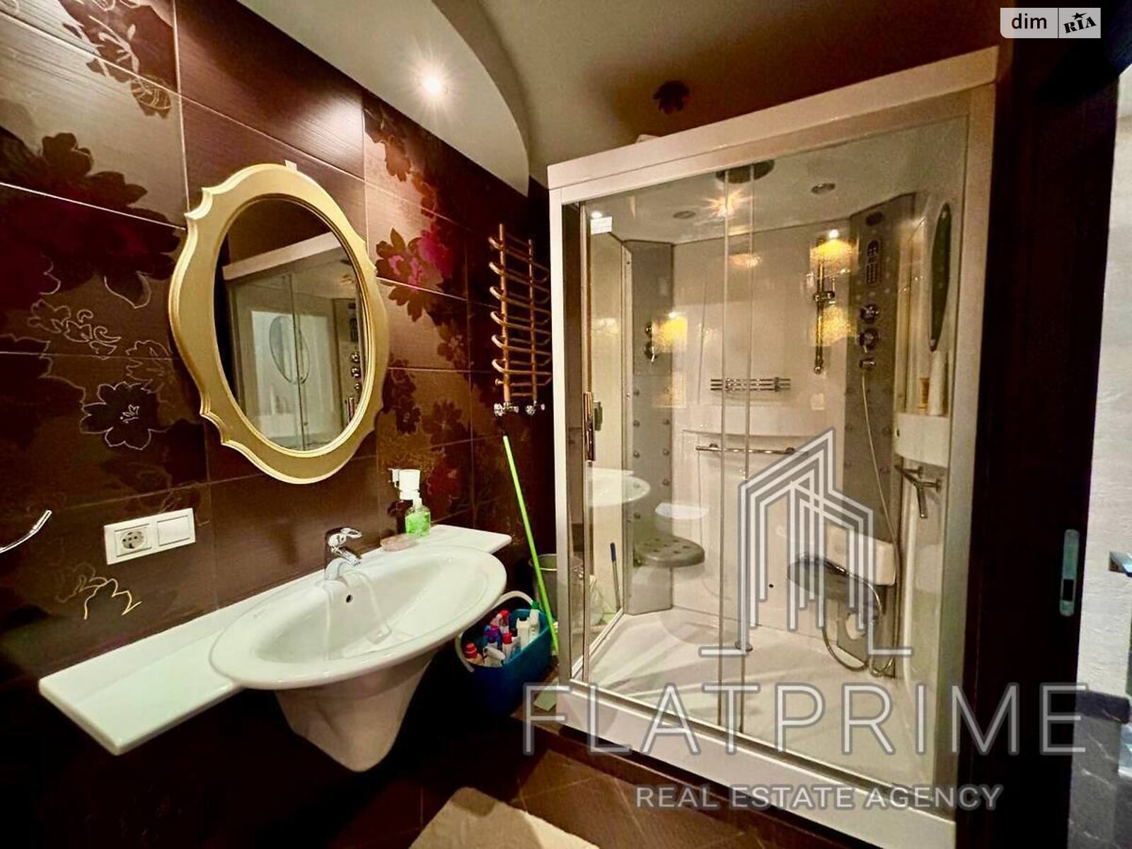 двухкомнатная квартира в Киеве, район Соломенский, на бул. Чоколовский 42А в аренду на долгий срок помесячно фото 1