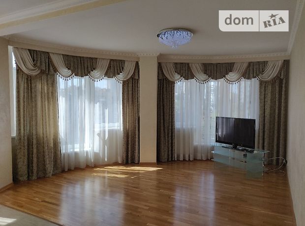 трехкомнатная квартира с мебелью в Киеве, район Соломенский, на ул. Митрополита Василия Липковского в аренду на долгий срок помесячно фото 1 трехкомнатная квартира с мебелью в Киеве, район Соломенский, на ул. Митрополита Василия Липковского в аренду на долгий срок помесячно фото 1