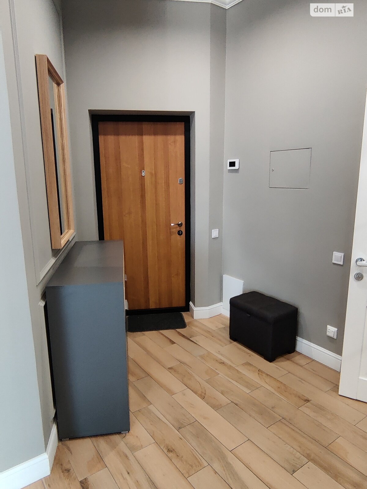 трехкомнатная квартира в Киеве, район Соломенский, на ул. Митрополита Василия Липковского 16А в аренду на долгий срок помесячно фото 1