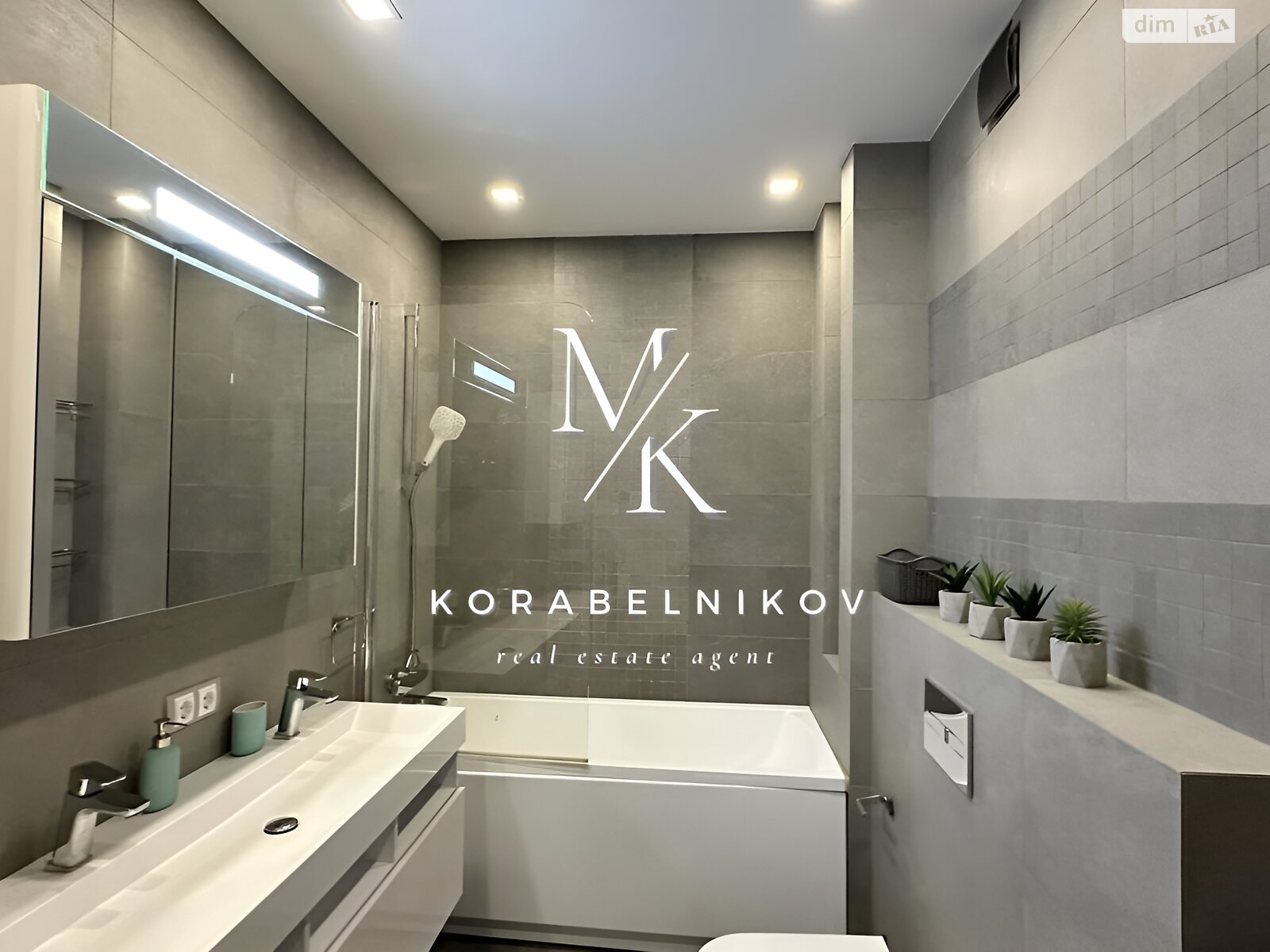 трехкомнатная квартира в Киеве, район Соломенский, на ул. Митрополита Василия Липковского 37Б в аренду на долгий срок помесячно фото 1 трехкомнатная квартира в Киеве, район Соломенский, на ул. Митрополита Василия Липковского 37Б в аренду на долгий срок помесячно фото 1