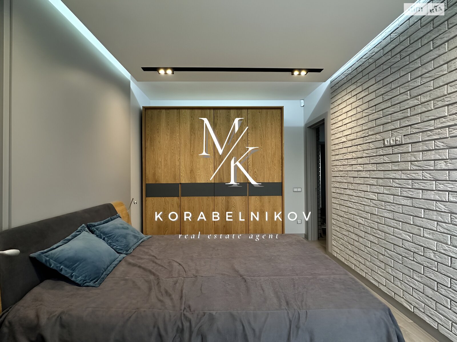трехкомнатная квартира в Киеве, район Соломенский, на ул. Митрополита Василия Липковского 37Б в аренду на долгий срок помесячно фото 1 трехкомнатная квартира в Киеве, район Соломенский, на ул. Митрополита Василия Липковского 37Б в аренду на долгий срок помесячно фото 1