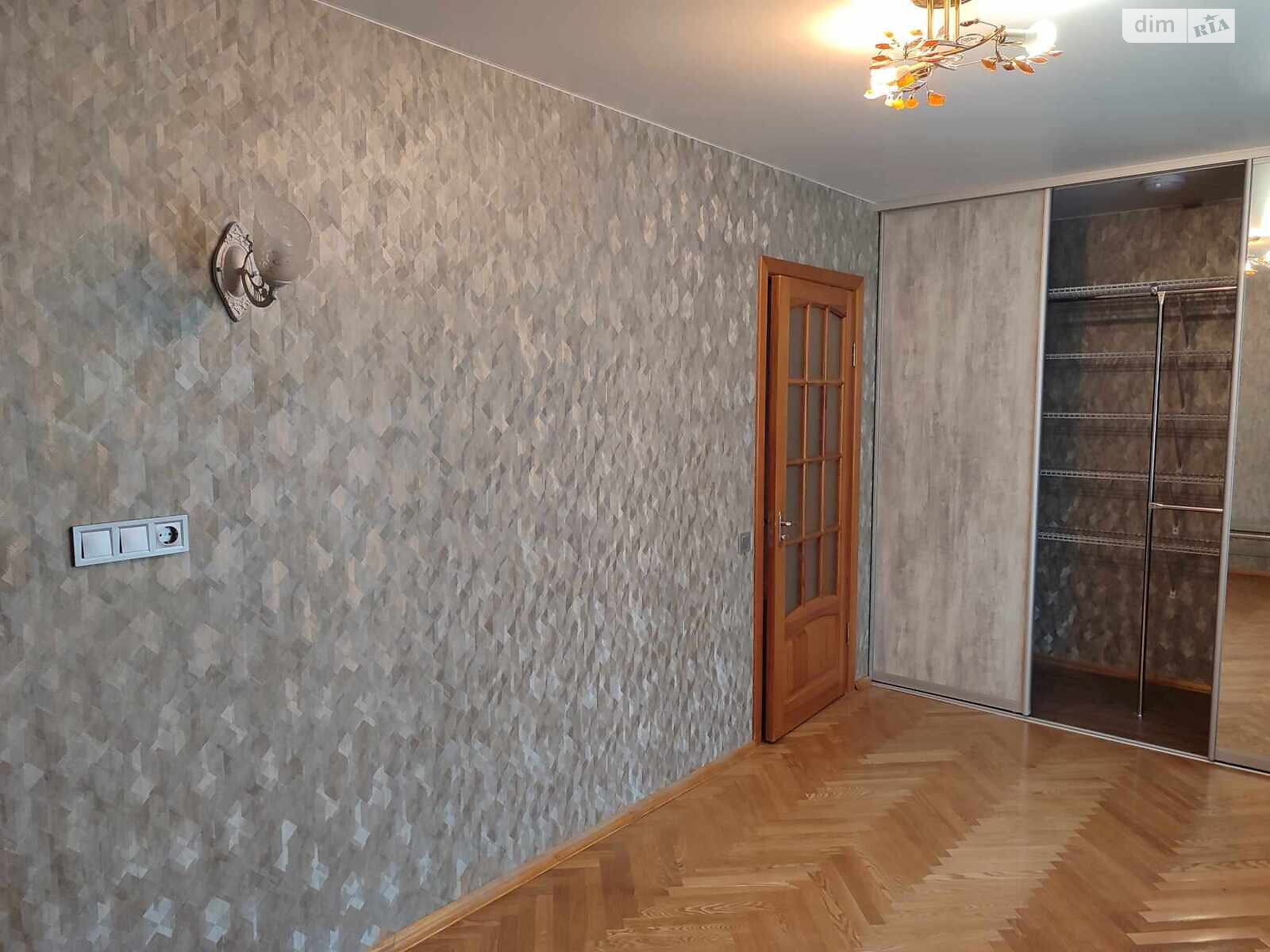 двухкомнатная квартира в Киеве, район Соломянка, на ул. Богдановская 1 в аренду на долгий срок помесячно фото 1 двухкомнатная квартира в Киеве, район Соломянка, на ул. Богдановская 1 в аренду на долгий срок помесячно фото 1