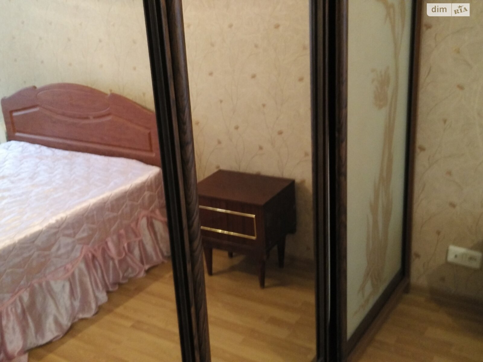 двухкомнатная квартира в Киеве, район Соломянка, на ул. Богдановская 2 в аренду на долгий срок помесячно фото 1 двухкомнатная квартира в Киеве, район Соломянка, на ул. Богдановская 2 в аренду на долгий срок помесячно фото 1
