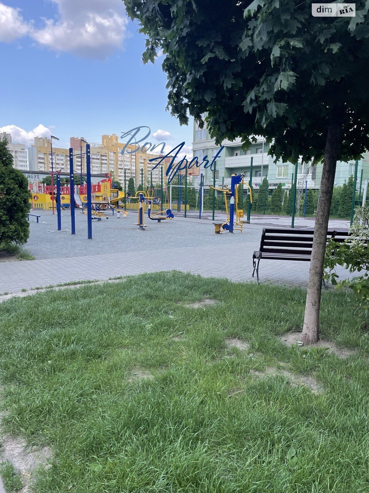 однокомнатная квартира в Киеве, район Соломянка, на ул. Богдановская 7Б в аренду на долгий срок помесячно фото 1 однокомнатная квартира в Киеве, район Соломянка, на ул. Богдановская 7Б в аренду на долгий срок помесячно фото 1