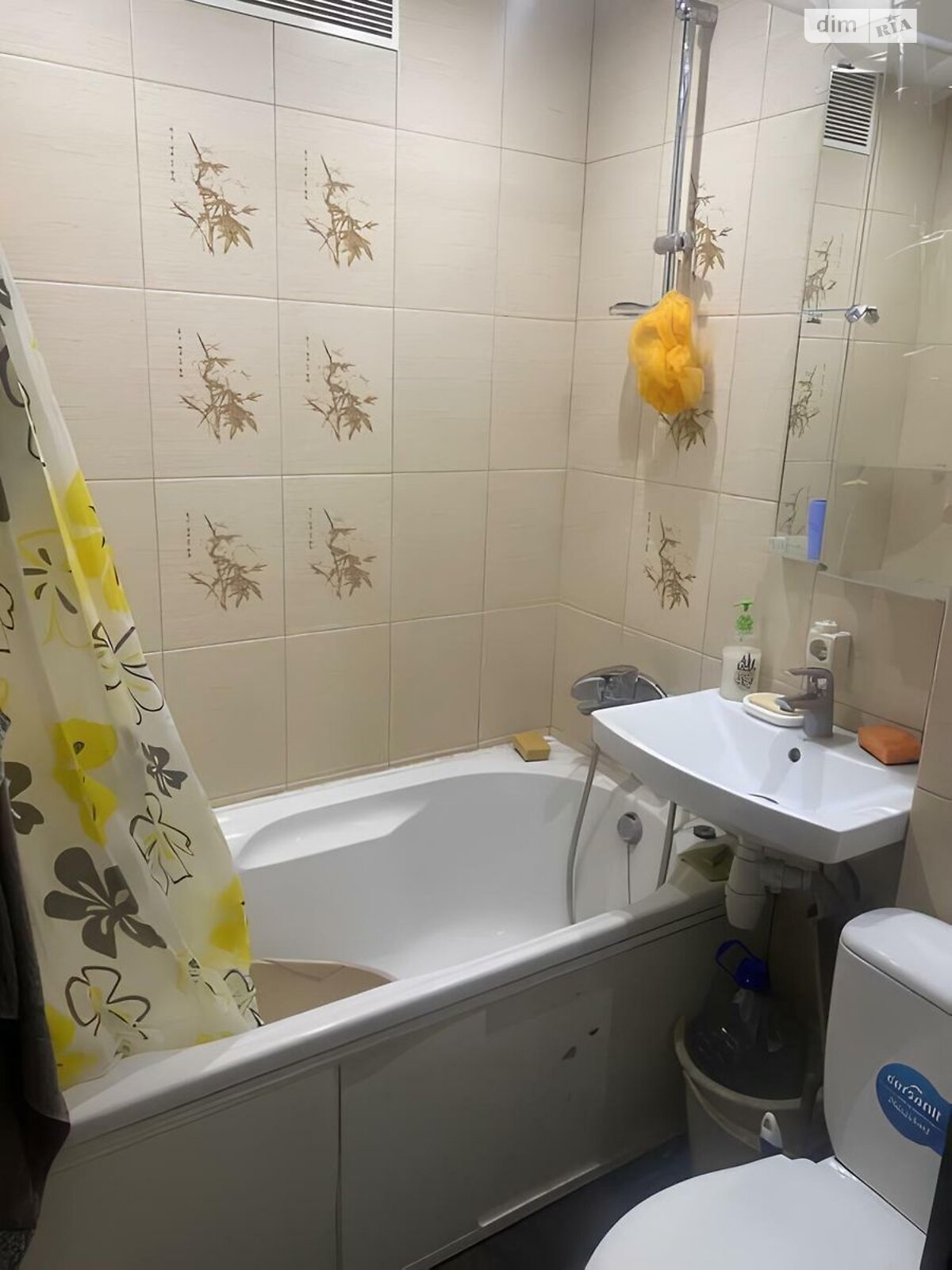 двокімнатна квартира в Києві, район Солом’янка, на вул. Мокра 4 в довготривалу оренду помісячно фото 1 двокімнатна квартира в Києві, район Солом’янка, на вул. Мокра 4 в довготривалу оренду помісячно фото 1