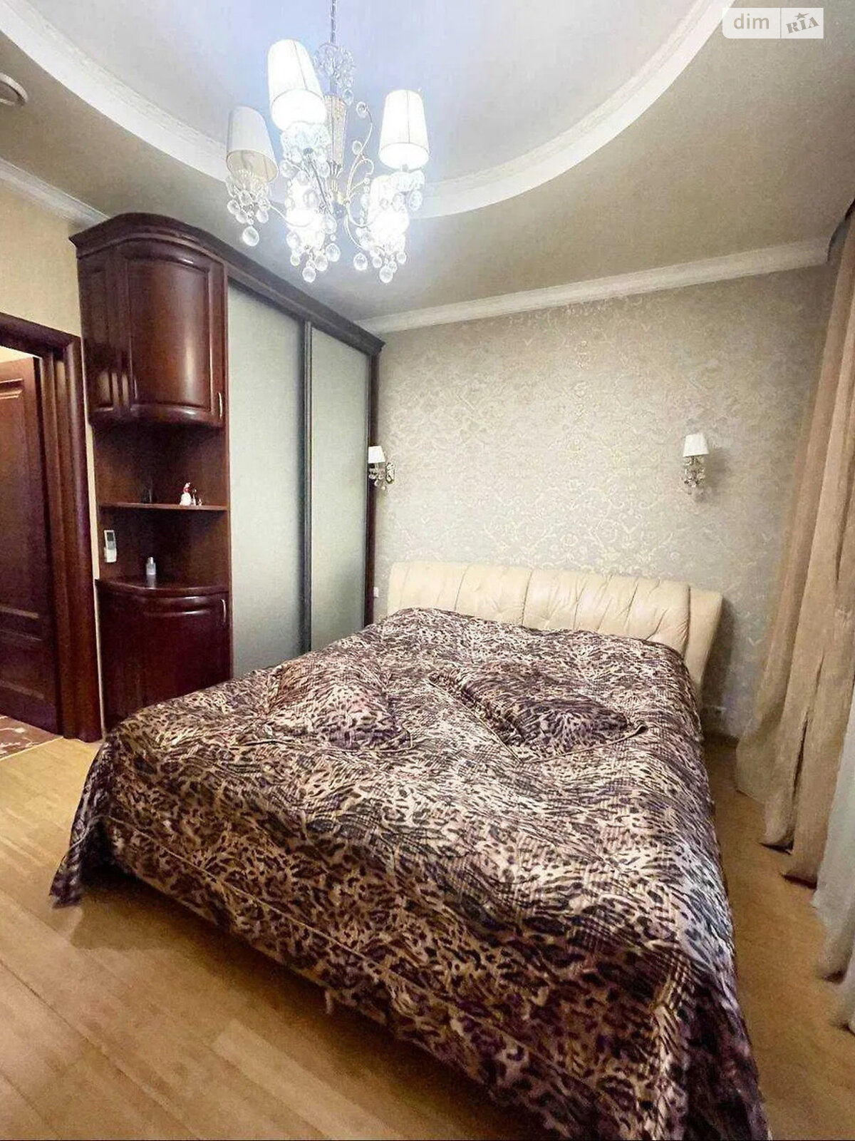 трикімнатна квартира в Києві, район Солом’янка, на вул. Мокра 20Г в довготривалу оренду помісячно фото 1 трикімнатна квартира в Києві, район Солом’янка, на вул. Мокра 20Г в довготривалу оренду помісячно фото 1