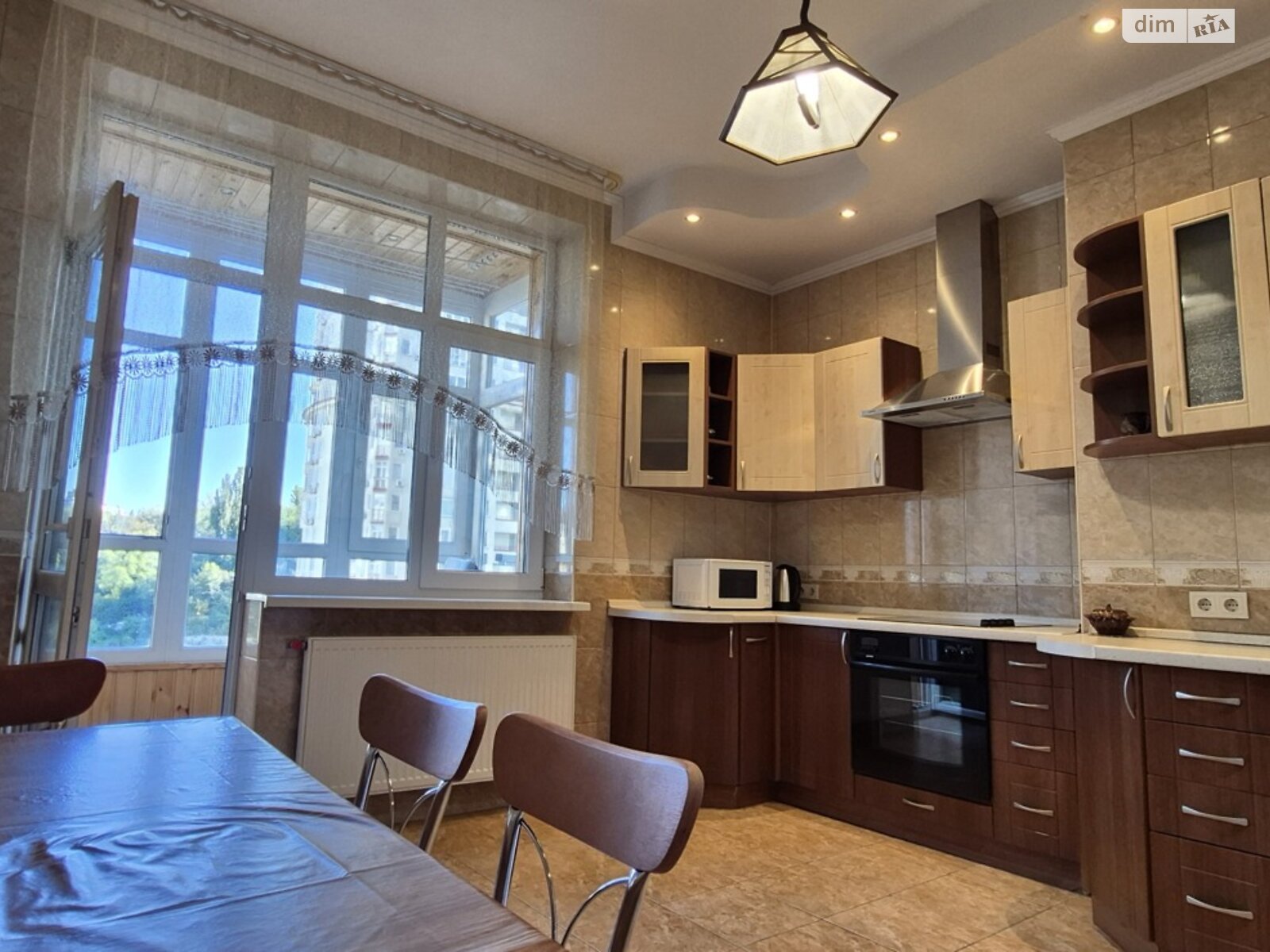 однокомнатная квартира в Киеве, район Соломянка, на ул. Мокрая 16 в аренду на долгий срок помесячно фото 1 однокомнатная квартира в Киеве, район Соломянка, на ул. Мокрая 16 в аренду на долгий срок помесячно фото 1