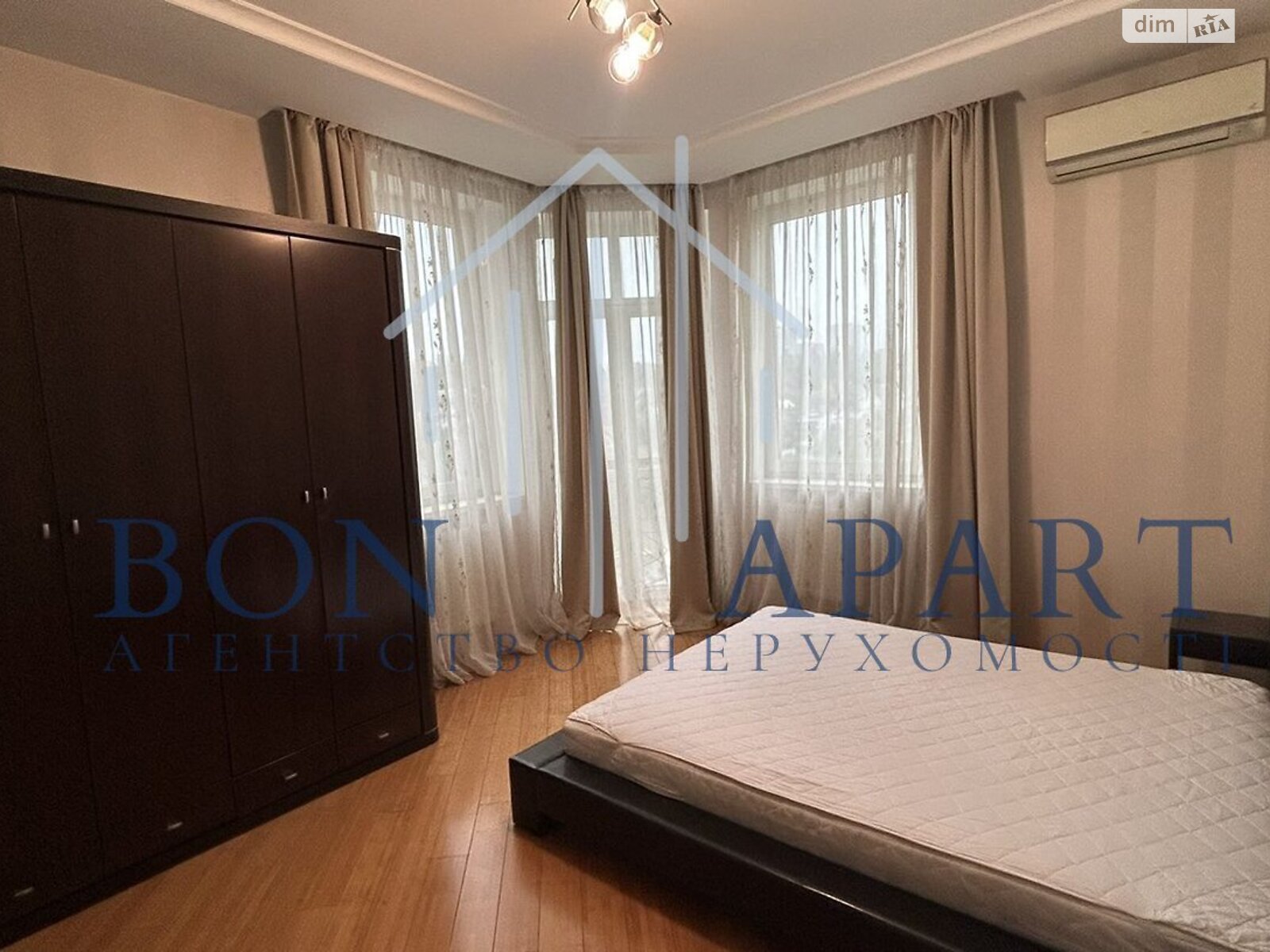 двухкомнатная квартира в Киеве, район Соломянка, на ул. Мокрая 20Б в аренду на долгий срок помесячно фото 1 двухкомнатная квартира в Киеве, район Соломянка, на ул. Мокрая 20Б в аренду на долгий срок помесячно фото 1