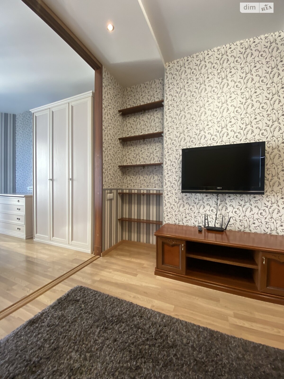 однокомнатная квартира в Киеве, район Соломянка, на ул. Мокрая 20Г в аренду на долгий срок помесячно фото 1 однокомнатная квартира в Киеве, район Соломянка, на ул. Мокрая 20Г в аренду на долгий срок помесячно фото 1