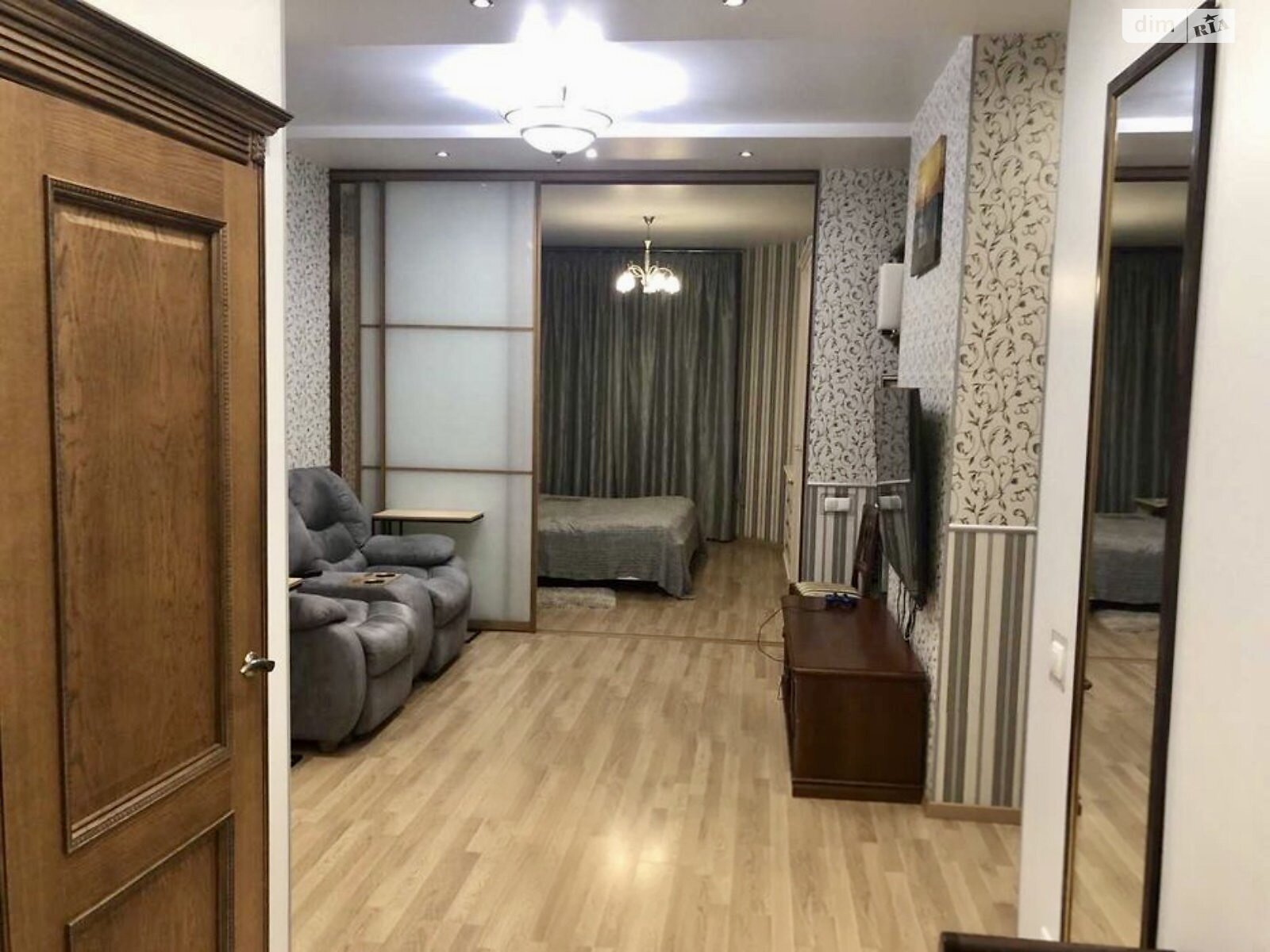 однокомнатная квартира в Киеве, район Соломянка, на ул. Мокрая 20Г в аренду на долгий срок помесячно фото 1 однокомнатная квартира в Киеве, район Соломянка, на ул. Мокрая 20Г в аренду на долгий срок помесячно фото 1