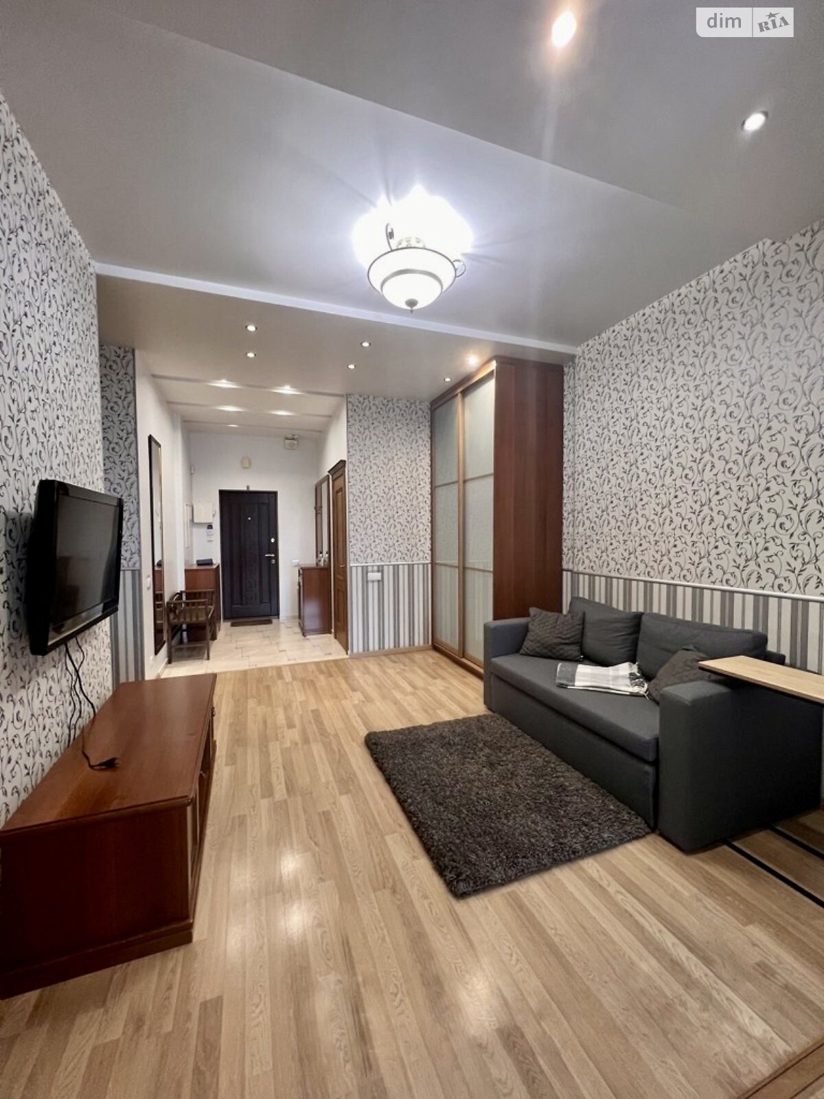 однокомнатная квартира в Киеве, район Соломянка, на ул. Мокрая 20Г в аренду на долгий срок помесячно фото 1 однокомнатная квартира в Киеве, район Соломянка, на ул. Мокрая 20Г в аренду на долгий срок помесячно фото 1