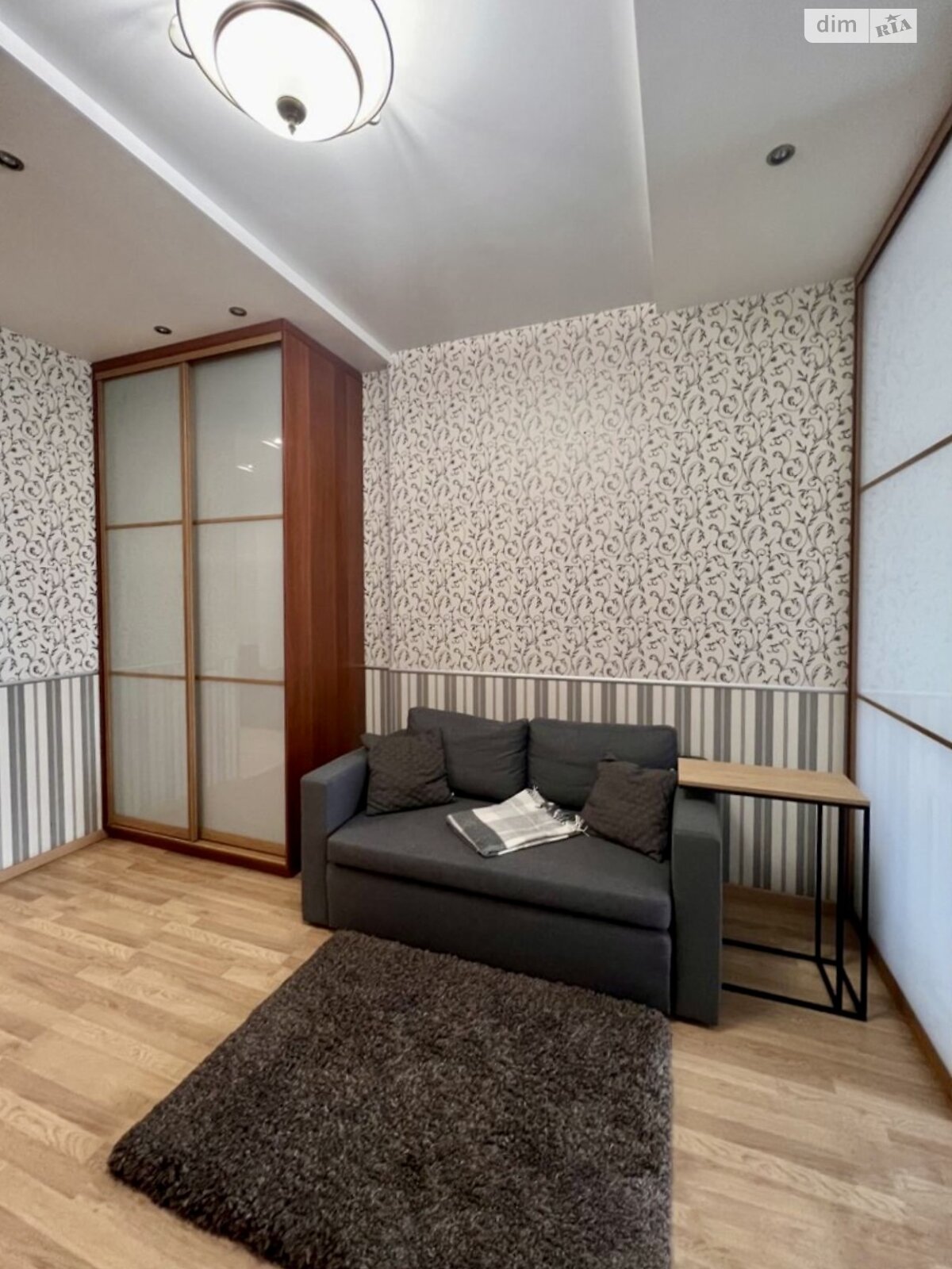 однокомнатная квартира в Киеве, район Соломянка, на ул. Мокрая 20Г в аренду на долгий срок помесячно фото 1 однокомнатная квартира в Киеве, район Соломянка, на ул. Мокрая 20Г в аренду на долгий срок помесячно фото 1