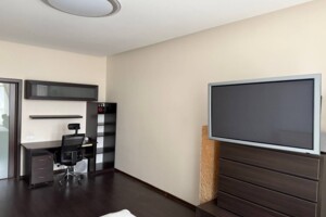 однокомнатная квартира в Киеве, район Соломянка, на ул. Мокрая 16 в аренду на долгий срок помесячно фото 2 однокомнатная квартира в Киеве, район Соломянка, на ул. Мокрая 16 в аренду на долгий срок помесячно фото 2