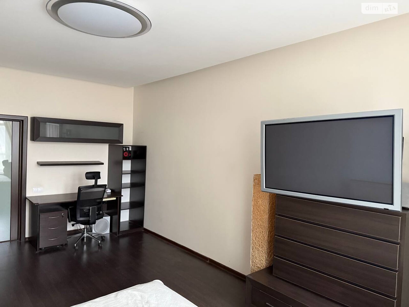 однокомнатная квартира в Киеве, район Соломянка, на ул. Мокрая 16 в аренду на долгий срок помесячно фото 1 однокомнатная квартира в Киеве, район Соломянка, на ул. Мокрая 16 в аренду на долгий срок помесячно фото 1