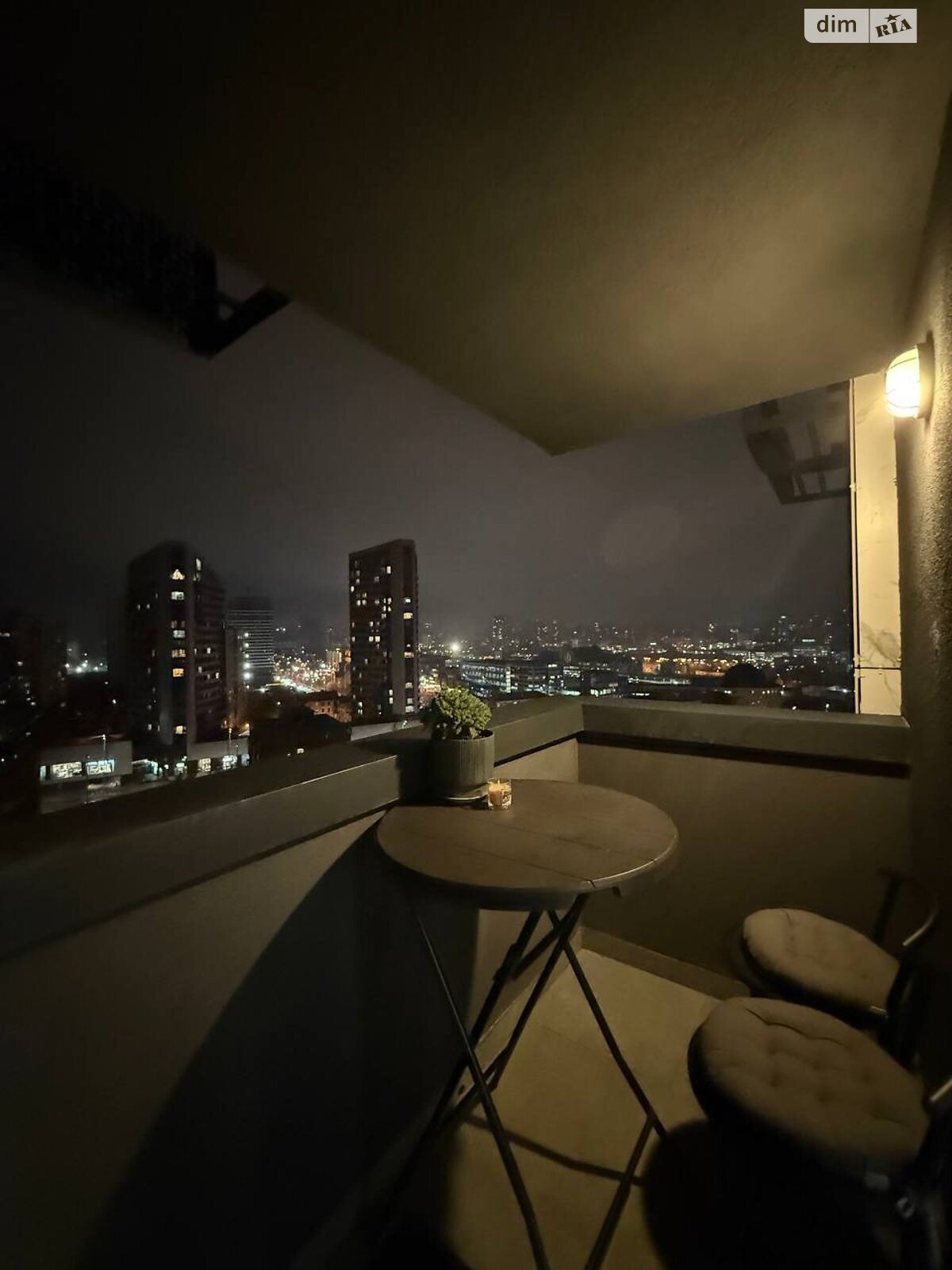 однокомнатная квартира в Киеве, район Соломянка, на ул. Мокрая 8 в аренду на долгий срок помесячно фото 1 однокомнатная квартира в Киеве, район Соломянка, на ул. Мокрая 8 в аренду на долгий срок помесячно фото 1