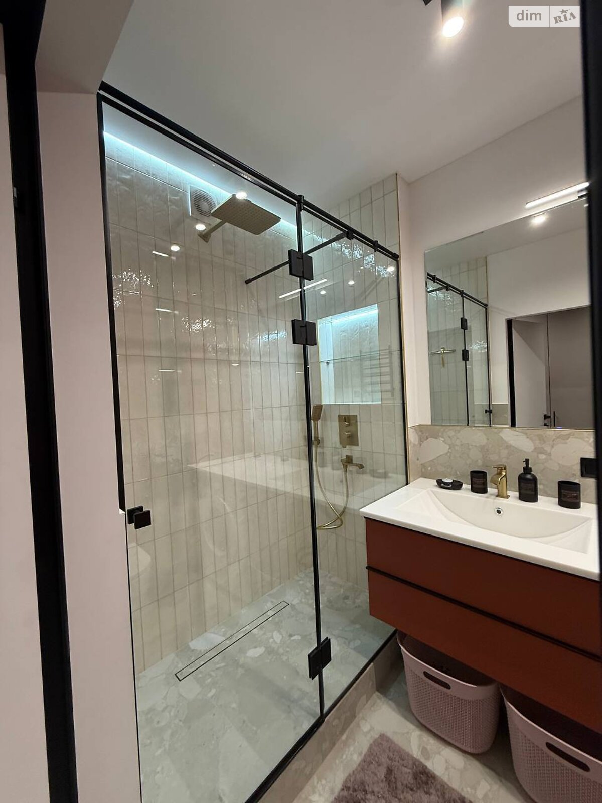 однокомнатная квартира в Киеве, район Соломянка, на ул. Мокрая 8 в аренду на долгий срок помесячно фото 1 однокомнатная квартира в Киеве, район Соломянка, на ул. Мокрая 8 в аренду на долгий срок помесячно фото 1