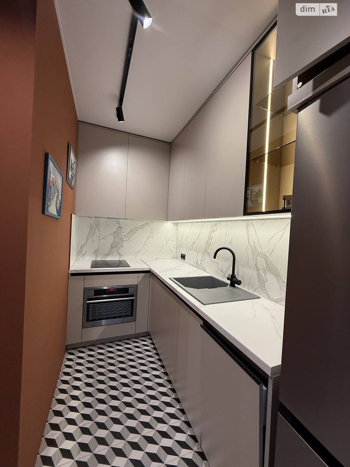 однокомнатная квартира в Киеве, район Соломянка, на ул. Мокрая 8 в аренду на долгий срок помесячно фото 1 однокомнатная квартира в Киеве, район Соломянка, на ул. Мокрая 8 в аренду на долгий срок помесячно фото 1