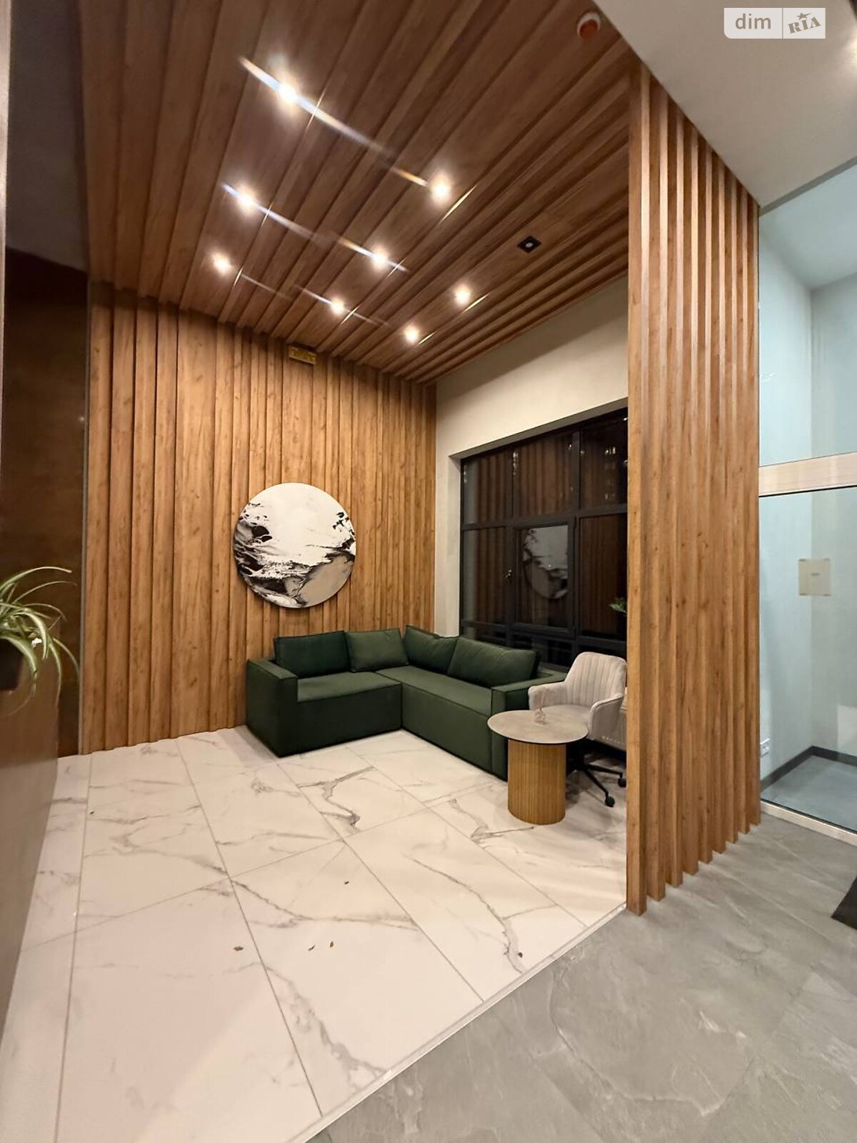 однокомнатная квартира в Киеве, район Соломянка, на ул. Мокрая 8 в аренду на долгий срок помесячно фото 1 однокомнатная квартира в Киеве, район Соломянка, на ул. Мокрая 8 в аренду на долгий срок помесячно фото 1