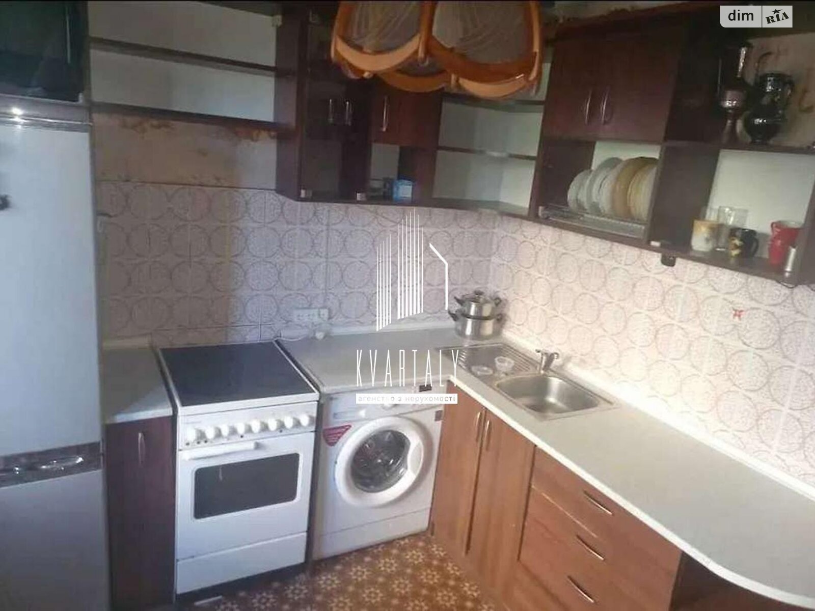 трикімнатна квартира в Києві, район Солом’янка, на вул. Патріарха Мстислава Скрипника 11 в довготривалу оренду помісячно фото 1 трикімнатна квартира в Києві, район Солом’янка, на вул. Патріарха Мстислава Скрипника 11 в довготривалу оренду помісячно фото 1