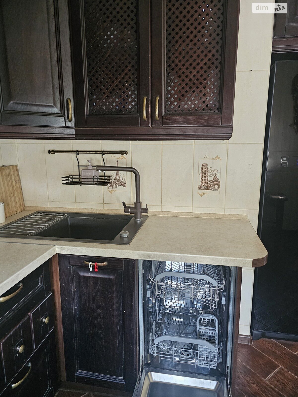 трикімнатна квартира в Києві, район Солом’янка, на вул. Стадіонна 21/1, кв. 43 в довготривалу оренду помісячно фото 1 трикімнатна квартира в Києві, район Солом’янка, на вул. Стадіонна 21/1, кв. 43 в довготривалу оренду помісячно фото 1