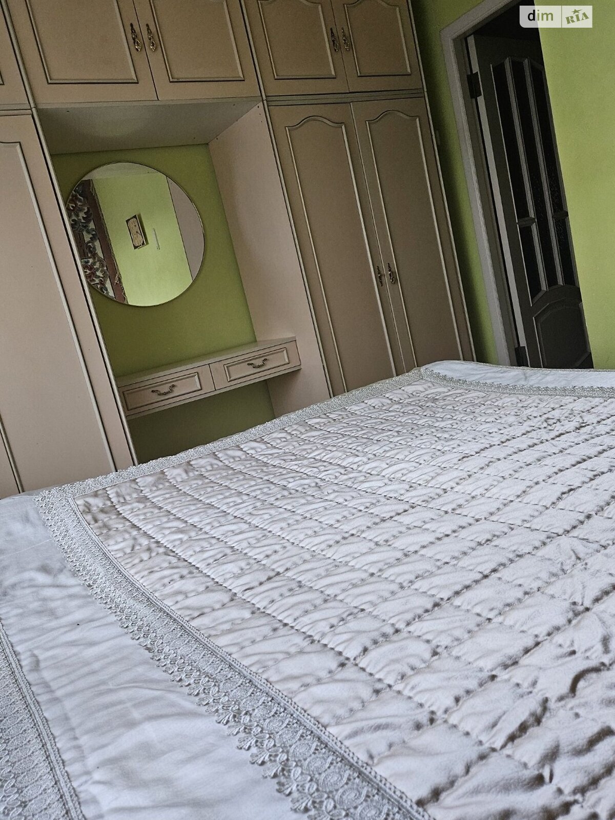 двухкомнатная квартира в Киеве, район Соломянка, на ул. Стадионная 13 в аренду на долгий срок помесячно фото 1