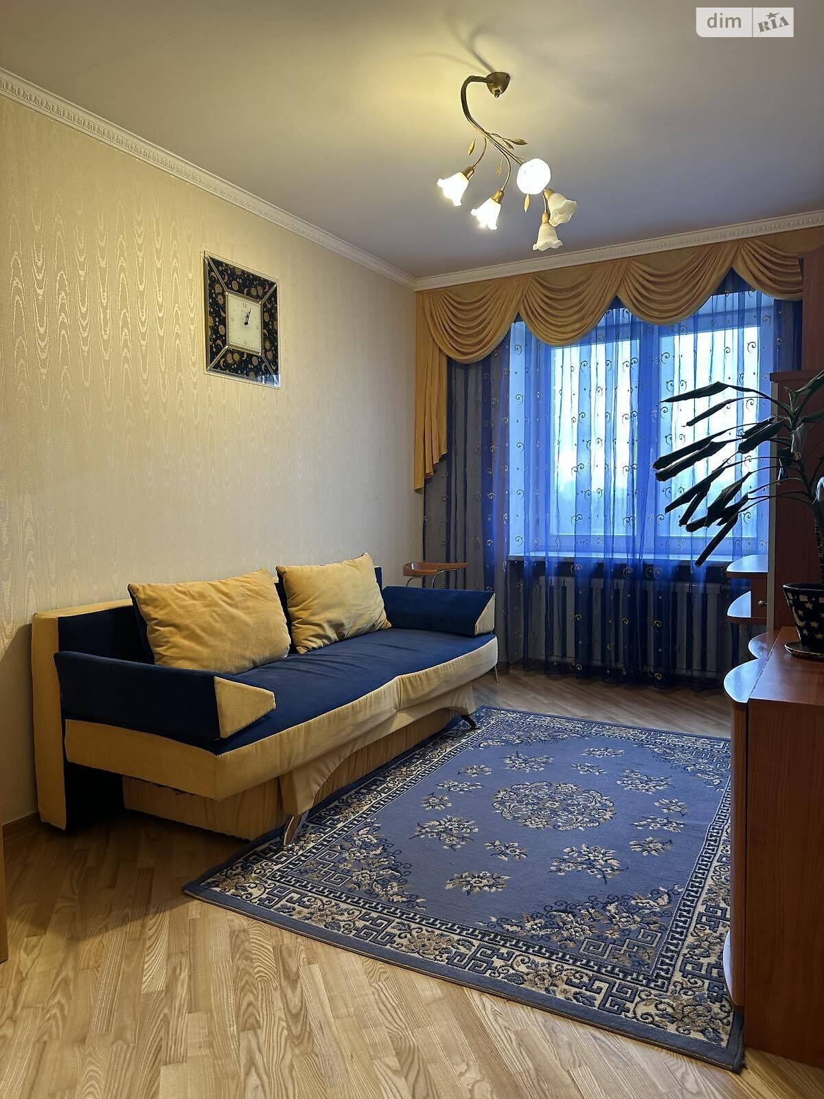 чотирикімнатна квартира в Києві, район Солом’янка, на вул. Тополева 4-8 в довготривалу оренду помісячно фото 1 чотирикімнатна квартира в Києві, район Солом’янка, на вул. Тополева 4-8 в довготривалу оренду помісячно фото 1
