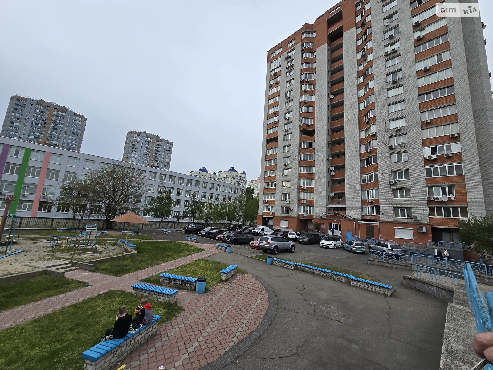 однокомнатная квартира в Киеве, район Соцгород, на ул. Александра Лазаревского 9 в аренду на долгий срок помесячно фото 1 однокомнатная квартира в Киеве, район Соцгород, на ул. Александра Лазаревского 9 в аренду на долгий срок помесячно фото 1