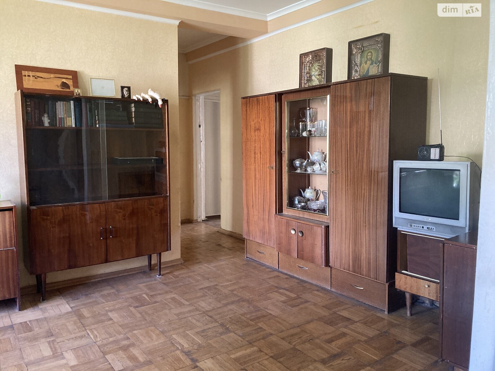 трехкомнатная квартира в Киеве, район Соцгород, на ул. Дмитрия Багалия 2 в аренду на долгий срок помесячно фото 1 трехкомнатная квартира в Киеве, район Соцгород, на ул. Дмитрия Багалия 2 в аренду на долгий срок помесячно фото 1