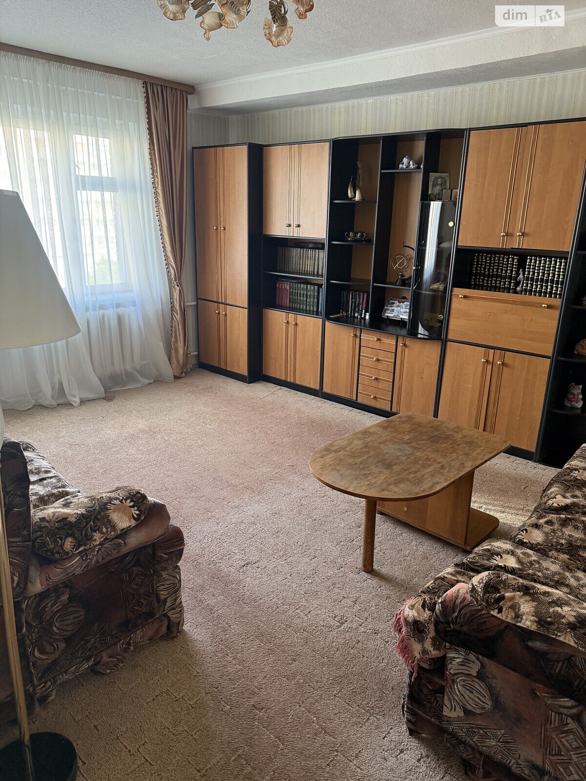 трехкомнатная квартира в Киеве, район Дарницкий, на ул. Дмитрия Багалия 8 в аренду на долгий срок помесячно фото 1 трехкомнатная квартира в Киеве, район Дарницкий, на ул. Дмитрия Багалия 8 в аренду на долгий срок помесячно фото 1