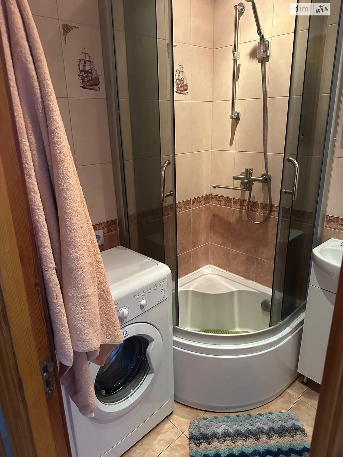 однокомнатная квартира в Киеве, район Соцгород, на просп. Леонида Каденюка 9 в аренду на долгий срок помесячно фото 1