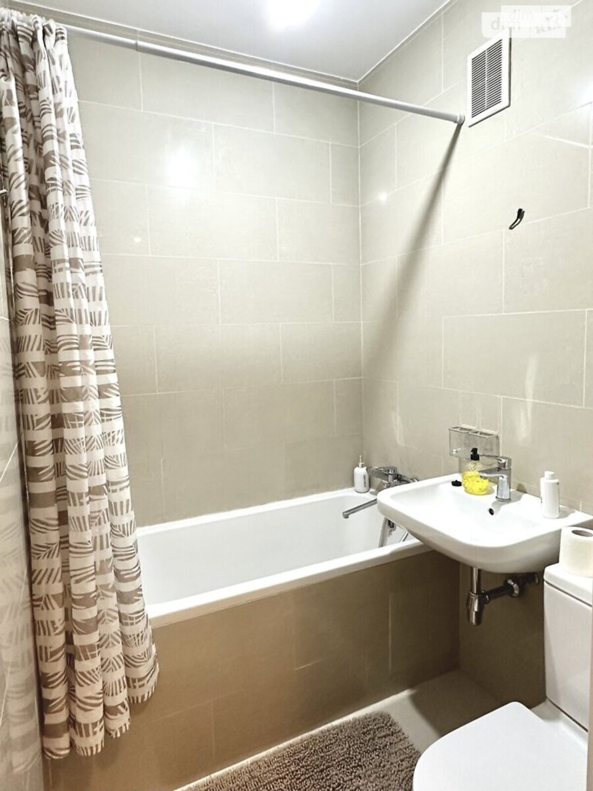 однокомнатная квартира в Киеве, район Соцгород, на ул. Строителей 29 в аренду на долгий срок помесячно фото 1